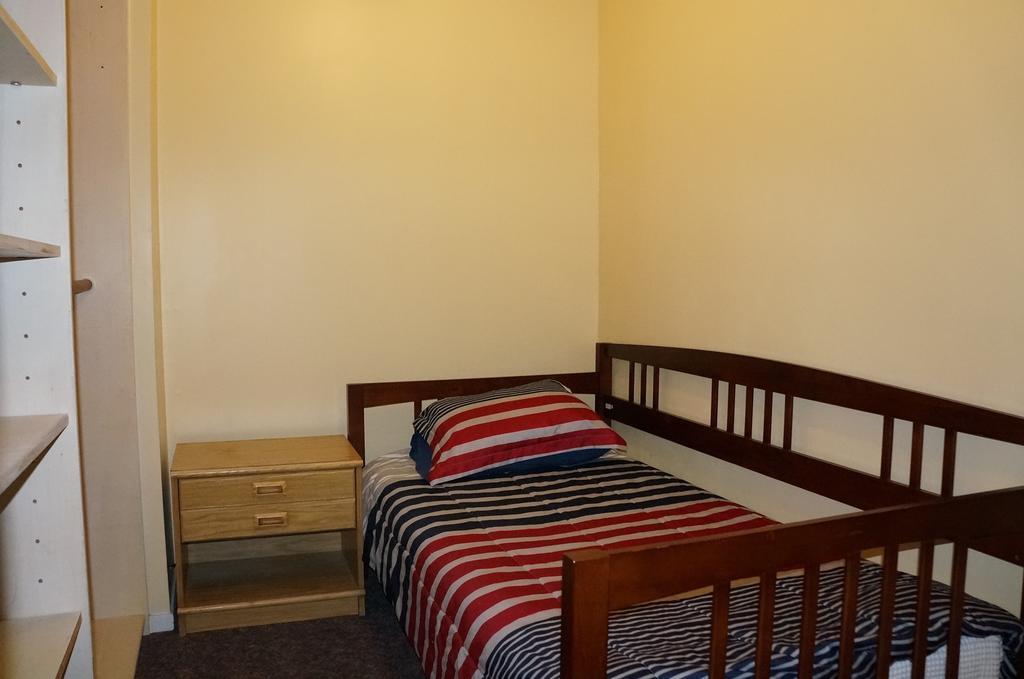 Lake Place Resort Glenhaven Ruang foto