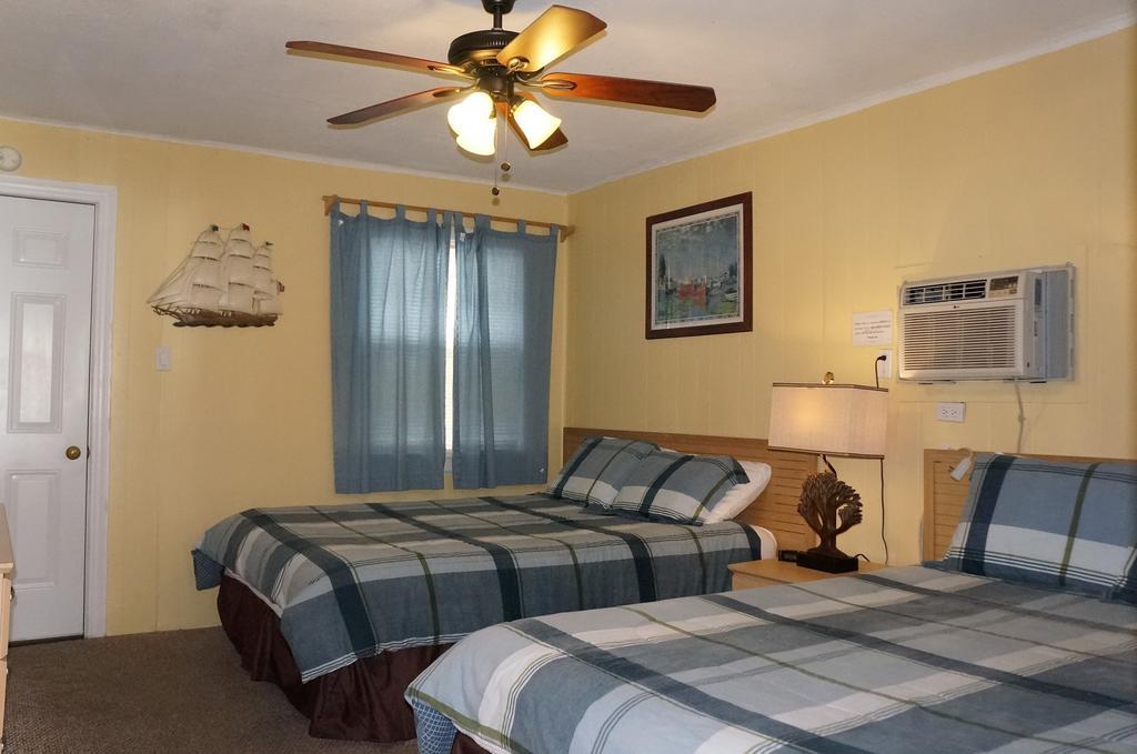 Lake Place Resort Glenhaven Ruang foto