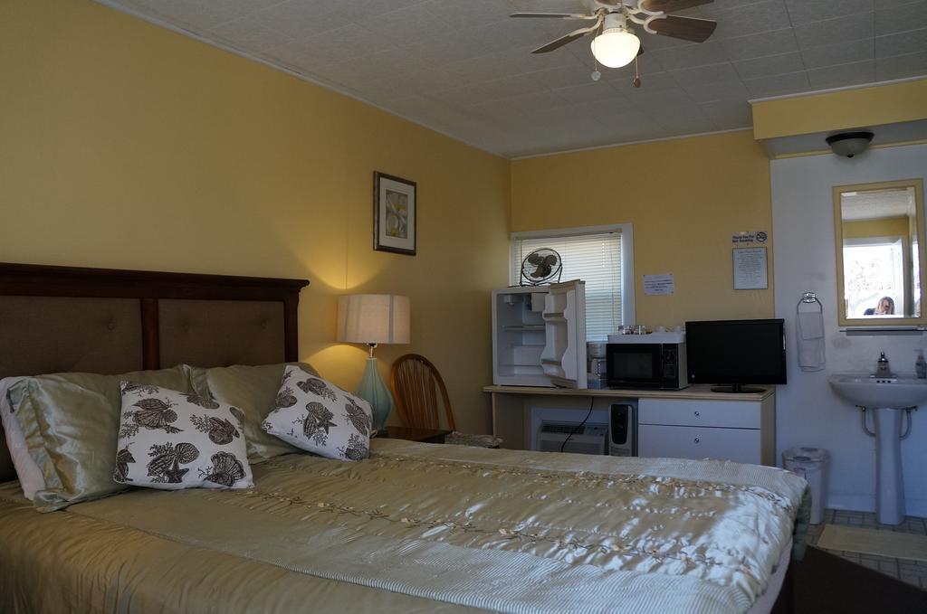 Lake Place Resort Glenhaven Ruang foto