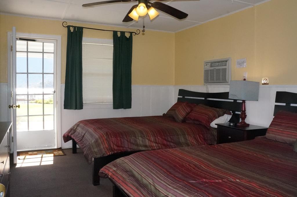 Lake Place Resort Glenhaven Ruang foto