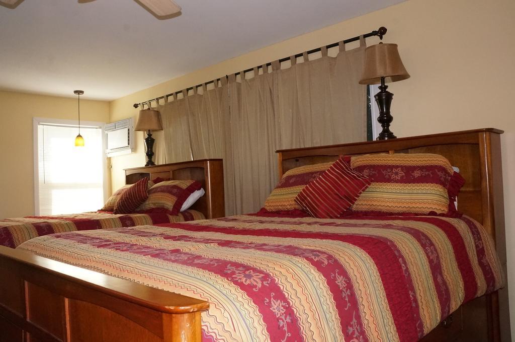 Lake Place Resort Glenhaven Ruang foto
